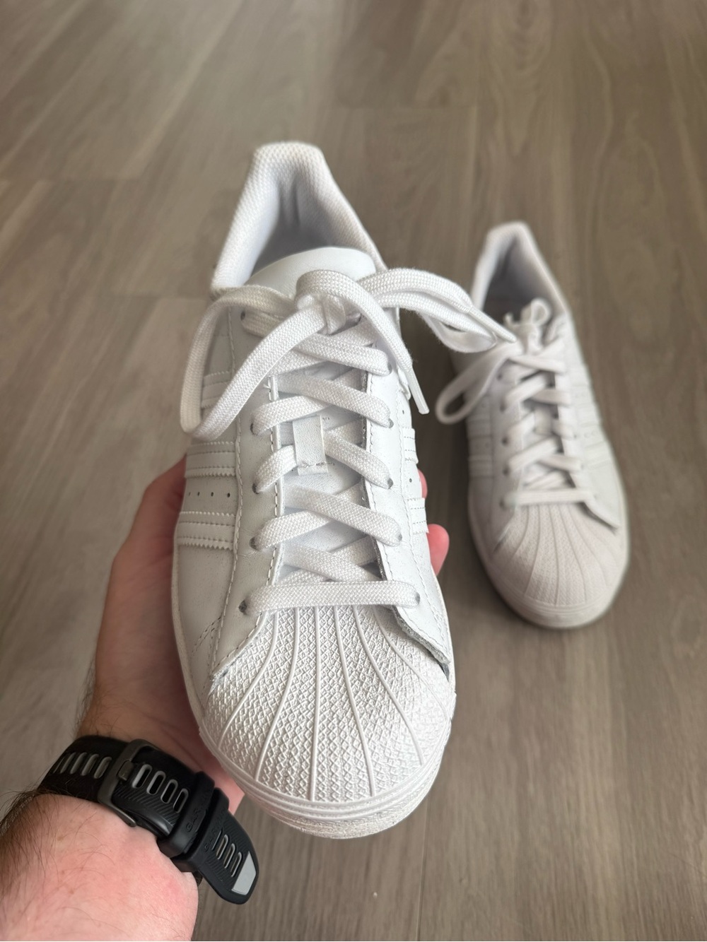 Adidas Superstar Women’s White Leather Shell Toe Sneakers Size 7 - Picture 3 of 7